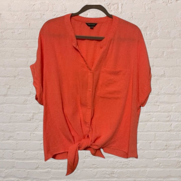 Tahari Tops - Tahari Coral Button Down tie front Shirt XXL